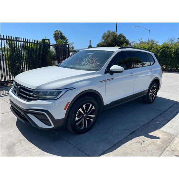 VOLK TIGUAN 2022 O/S TITLE 2 DAYS