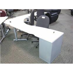 Haworth Corner Workstation (large)