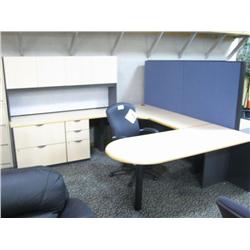 Maple U-shape Executive Suite W/hutch