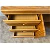 Image 3 : Dresser With Mirror