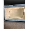 Image 2 : Panasonic Microwave