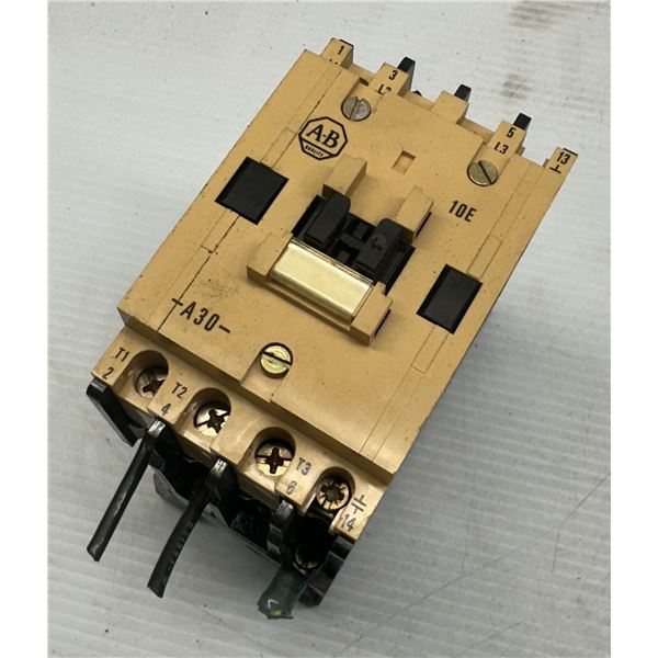 Allen Bradley #100-A30N*3/B Contactor