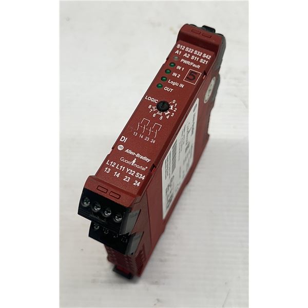Allen Bradley #440R-D22R2 Safety Relay