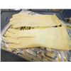 Image 1 : 12 Pairs Of Rubber Gloves