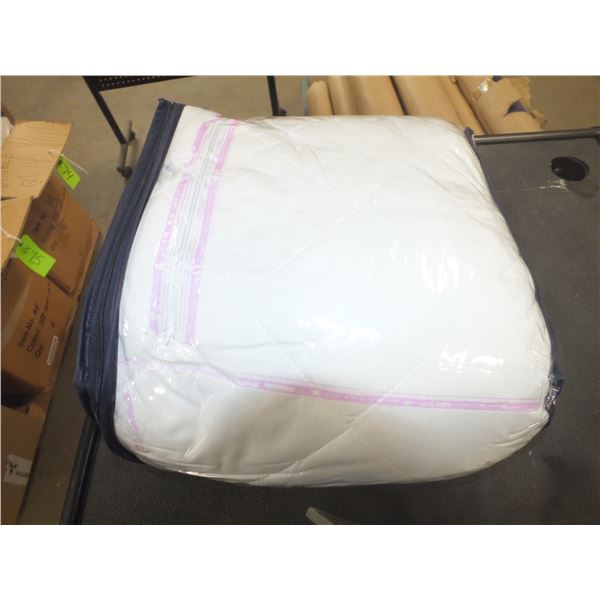 Queen Sized Mattress Feather Bed Protector