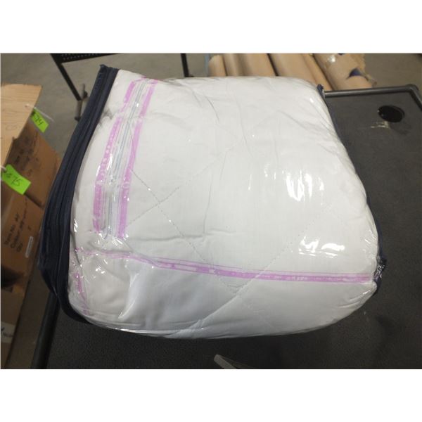 Queen Sized Mattress Feather Bed Protector