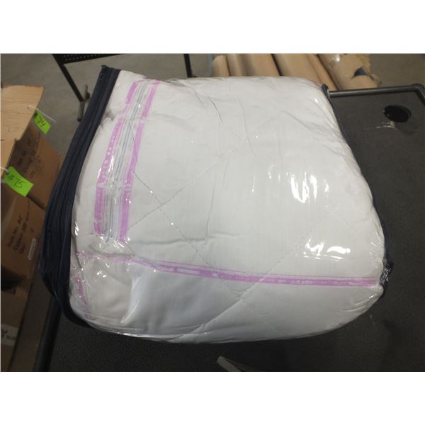 Queen Sized Mattress Feather Bed Protector
