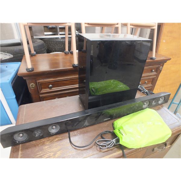Samsung Sound Bar w/ Sub