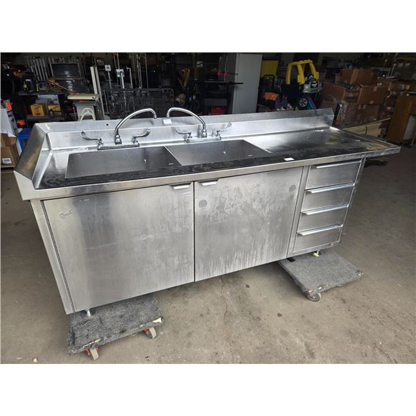 2 Bay Stainless Steel Sink