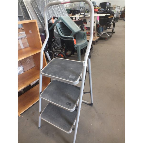 Step Ladder