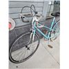 Image 3 : Vintage CCM Step-Through Road Bicycle – 10-Speed, Retro Charm!