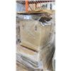Image 3 : PALLET OF ASSORTED SHOW PROPS