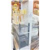 Image 2 : PALLET OF ASSORTED SHOW PROPS