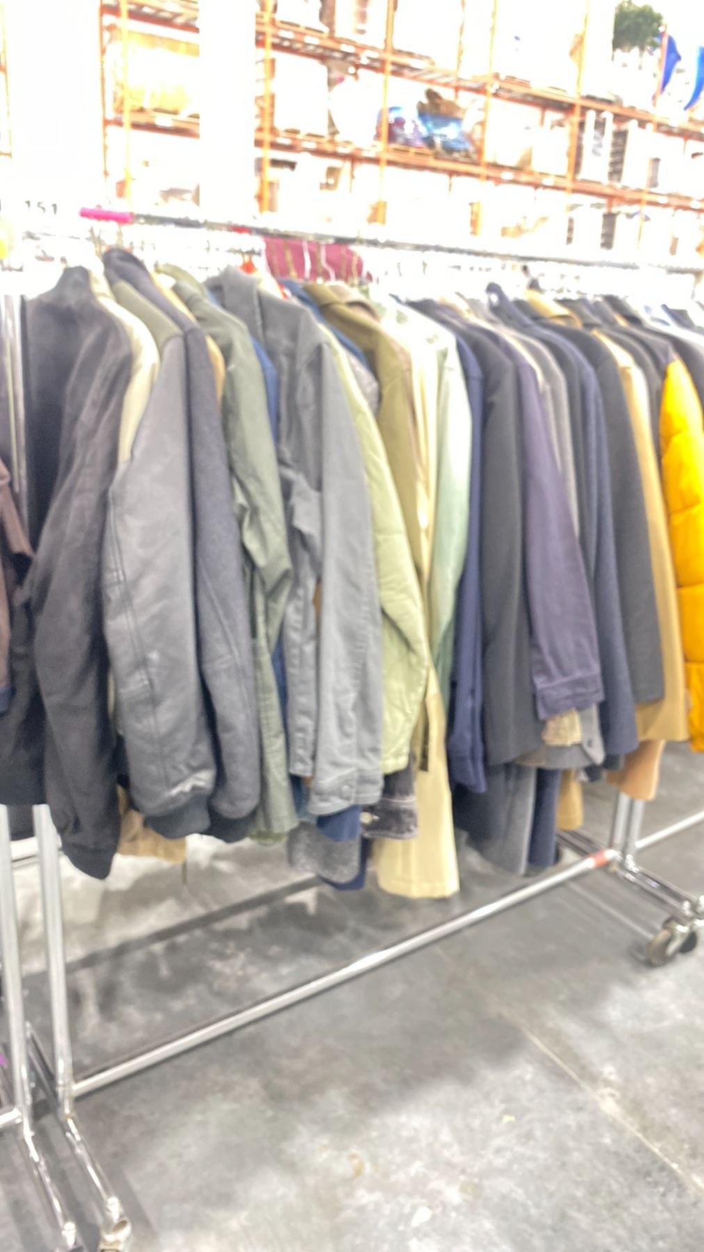 RACK OF ASSORTED WARDROBE CLOTHING *RACK INCLUDED & MUST BE TAKEN ...