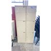 Image 2 : 6 BAY METAL LOCKERS WITH KEYS 30"X 20" X 64.5"H