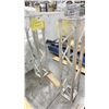Image 2 : ( 2 ) TRUSS BASES