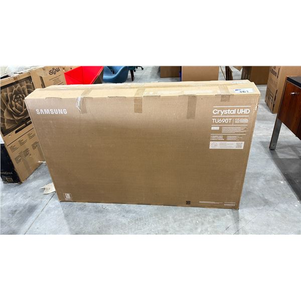 SAMSUNG 55" TU690T TELEVISION *MAY BE MISSING POWER CORD & OR REMOTE*