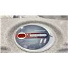 Image 2 : SUNDANCE SPAS HOT TUB 80" X 57" X 30"H