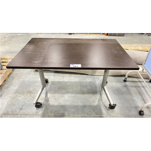 PORTABLE TABLE 48" X 30" X 29"H