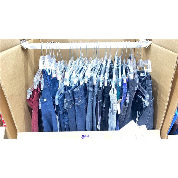WARDROBE BOX OF ASSORTED CLOTHING (BOX AND ALL CONTENTS MUST BE TAKEN)