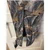 Image 9 : REMINGTON 2XL Realtree Hardwood Camo Pants with Fleece Camo Gloves