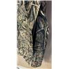 Image 16 : GAMEHIDE 2XL Mossy Oak Shadow Grass Camo jacket and Gamehide Lg Mossy Oak Shadow Grass pants