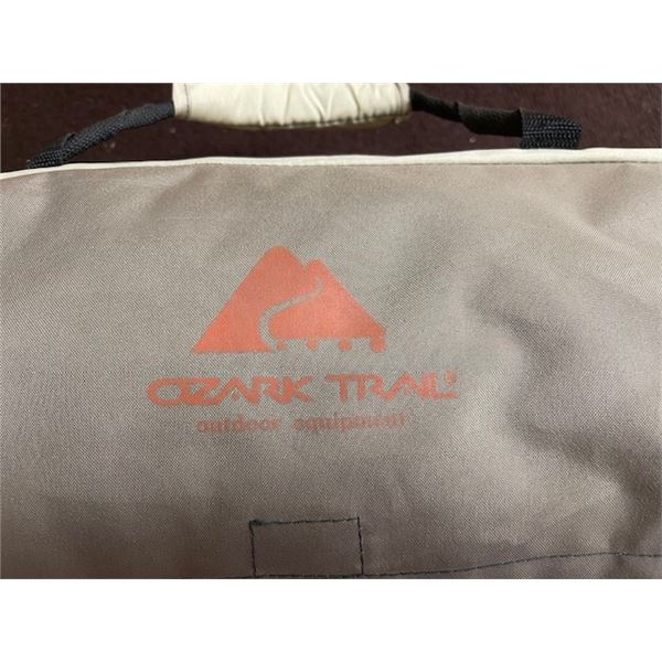 OZARK TRAIL 2-man tent - Tan