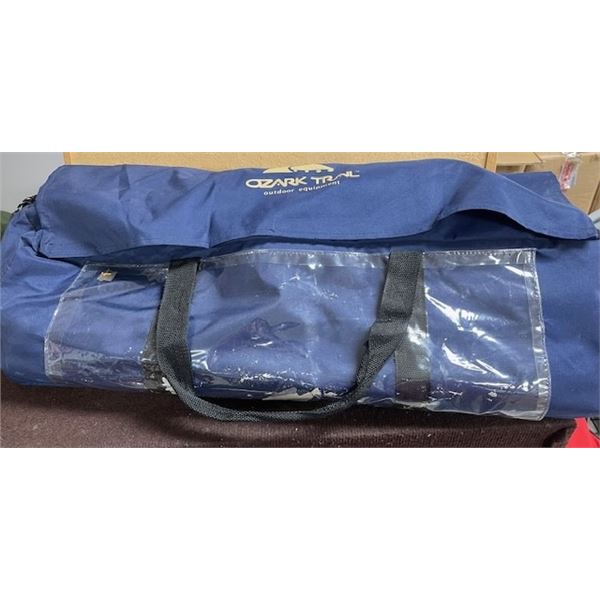 OZARK TRAIL 2-man tent - Navy