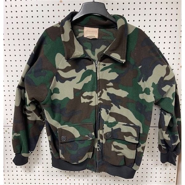 SAVANA Sz XL Woodlands Camo fleece jacket and pants with belt