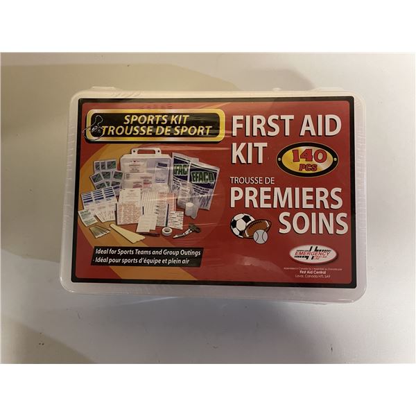Sports Kit - 140pc First Aid Kit