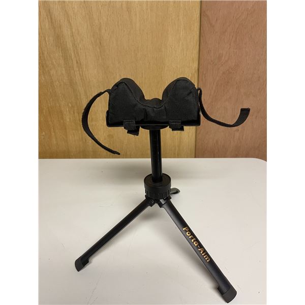 VANGUARD Bench Rest Porta-Aim with telescopic stand