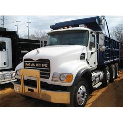 2005 MACK CV713 TRI-AXLE DUMP