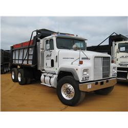 1999 INTERNATIONAL 5000 SFA T/A DUMP