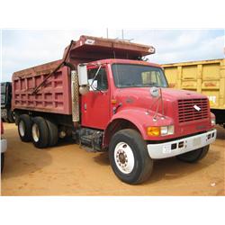 1996 INTERNATIONAL 4900 T/A DUMP