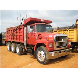 1993 FORD L9000 TRI-AXLE DUMP