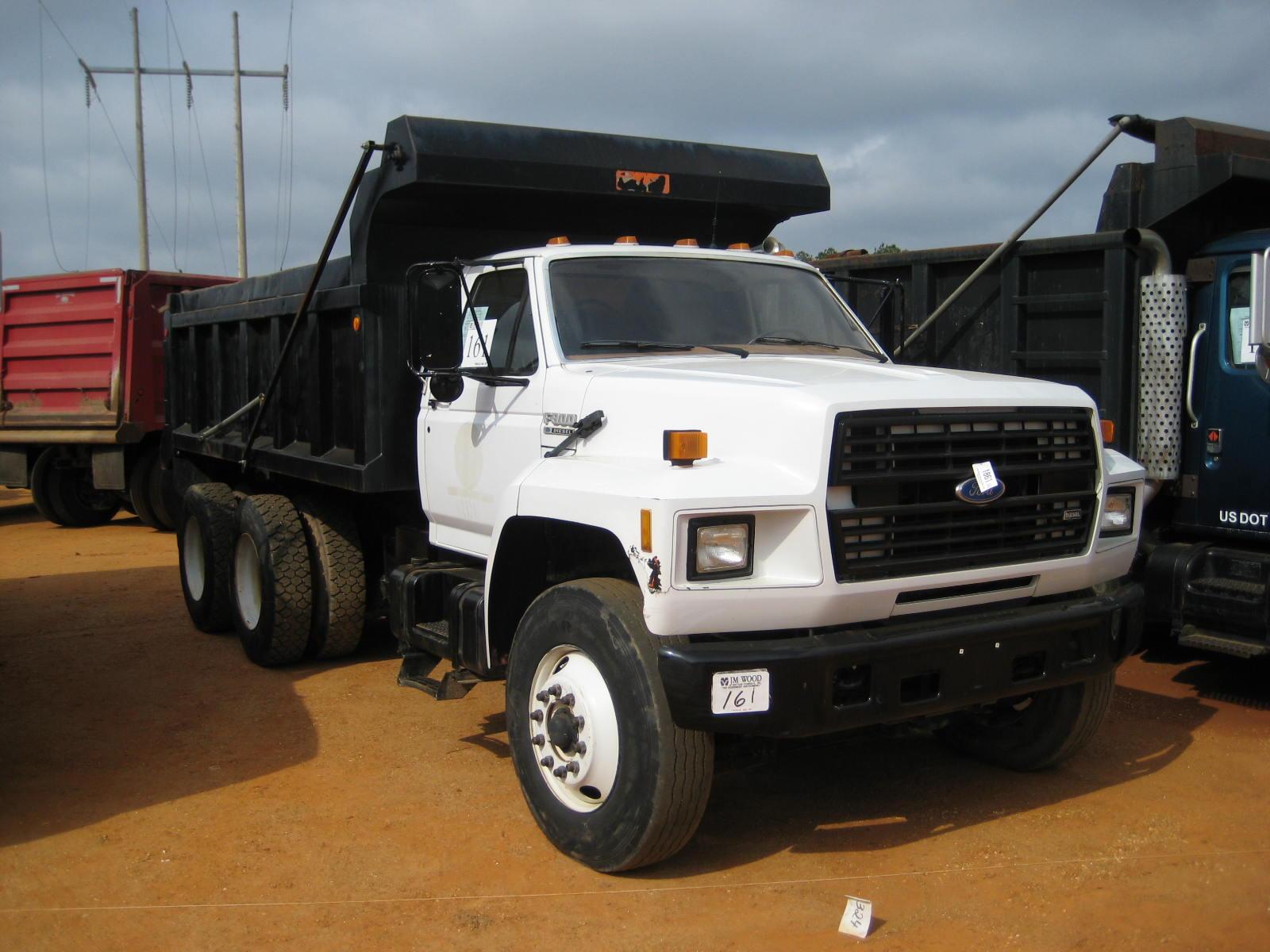 Ford T900 1992 FORD T900 T/A DUMP