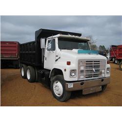 1985 INTERNATIONAL F2375 T/A DUMP