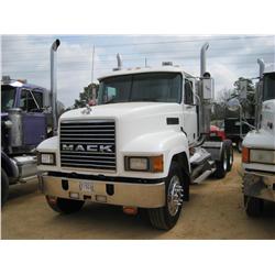 2001 MACK CH613 T/A TRUCK TRACTOR
