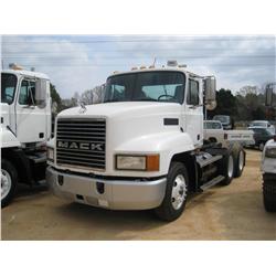 2000 MACK CH613 T/A TRUCK TRACTOR