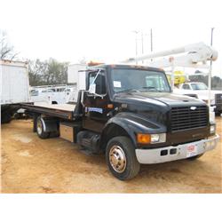 1999 INTERNATIONAL 4700 S/A ROLL BACK