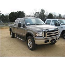 2006 FORD F250 LARIAT CREW CAB 4X4