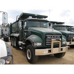2008 MACK GU713 TRI-AXLE DUMP