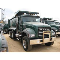 2008 MACK GU713 TRI-AXLE DUMP