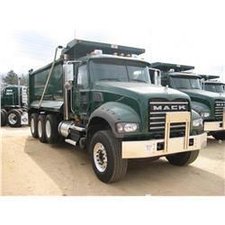 2008 MACK GU713 TRI-AXLE DUMP
