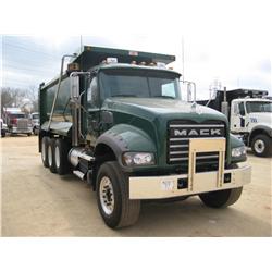 2008 MACK GU713 TRI-AXLE DUMP