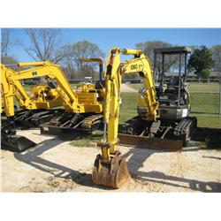 KOBELCO SK35SR-2E HYDRAULIC EXCAVATOR