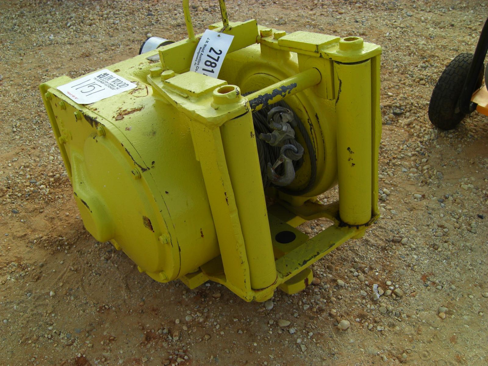 JOHN DEERE WINCH 3315 J.M. Wood Auction Company, Inc.