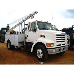 1998 FORD LOUISVILLE S/A SERVICE TRUCK