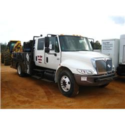2004 INTERNATIONAL 4300 S/A SERVICE TRUCK