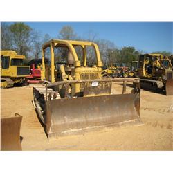 CAT D5 CRAWLER TRACTOR